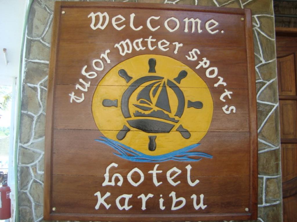 Tudor Water Sports Hotel モンバサ エクステリア 写真