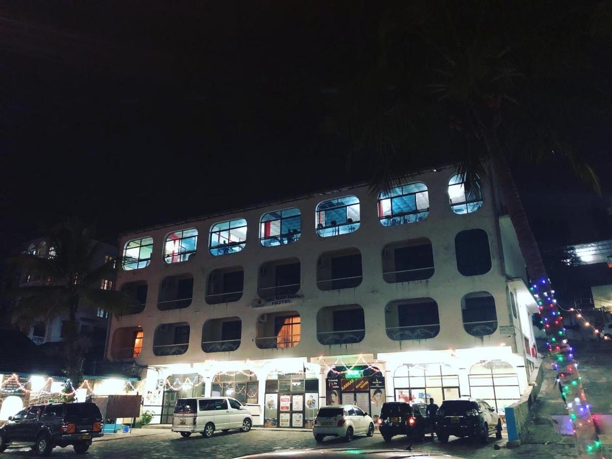 Tudor Water Sports Hotel モンバサ エクステリア 写真
